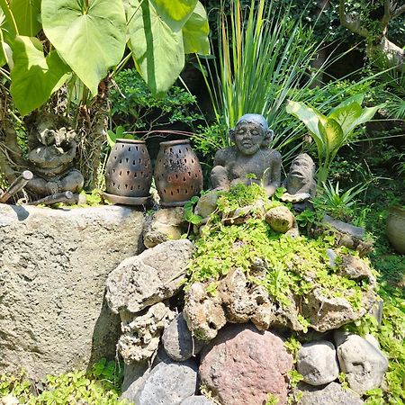 Villa Nesanur - Comfortable & Spacious Beachside Sanur Exterior photo