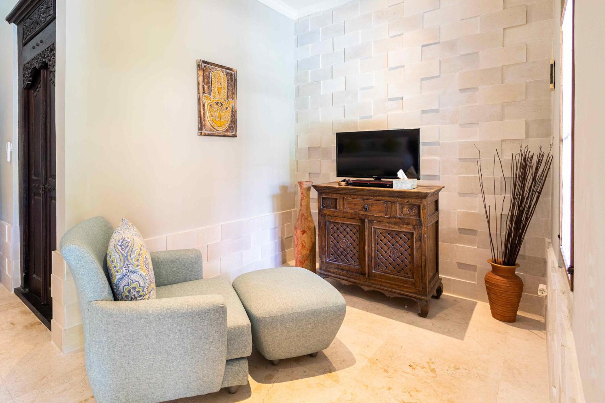 Villa Nesanur - Comfortable & Spacious Beachside Sanur Exterior photo