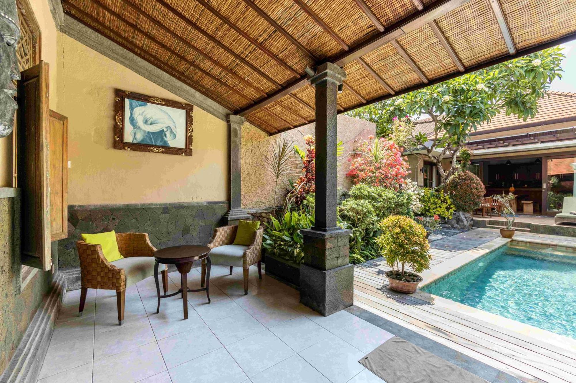 Villa Nesanur - Comfortable & Spacious Beachside Sanur Exterior photo